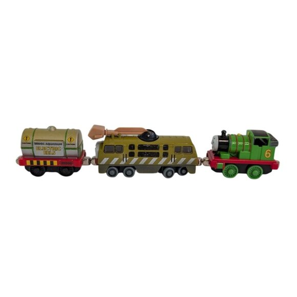 Thomas & Friends Take Along Diecast Train Fergus Thomas Percy Diesel 10 & Tender - Picture 10 of 13
